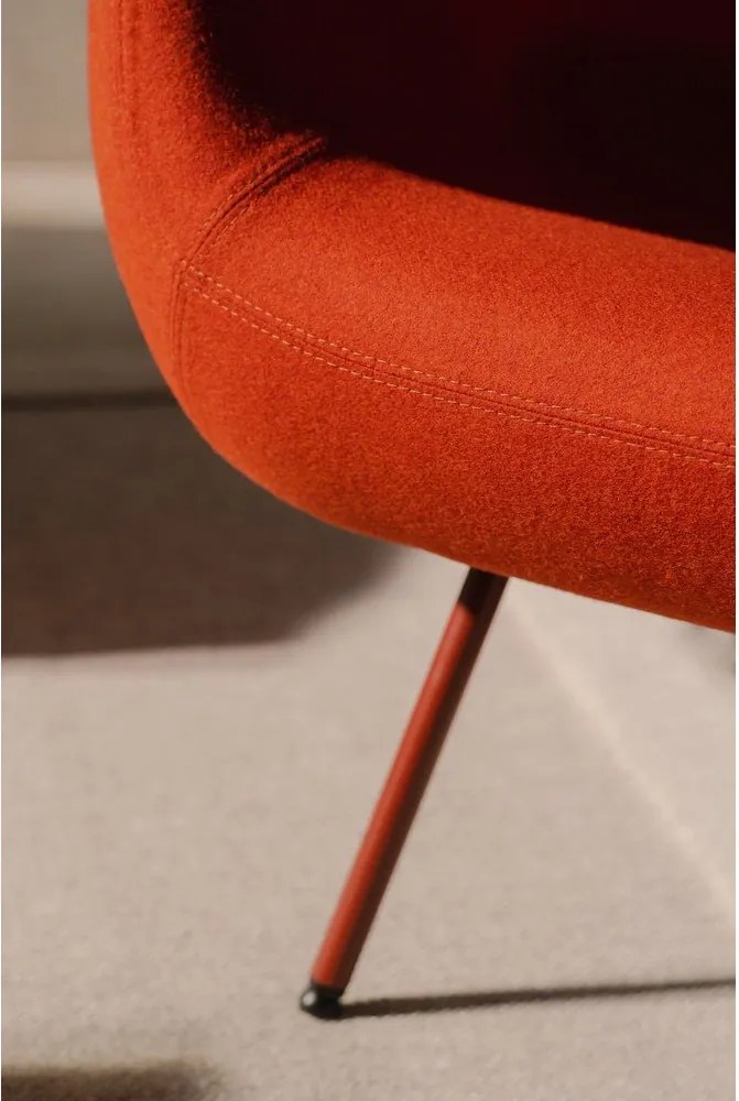 Piros gyapjú fotel RM58 – noo.ma