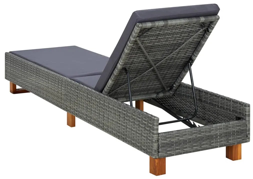 Szürke polyrattan napozóágy párnával