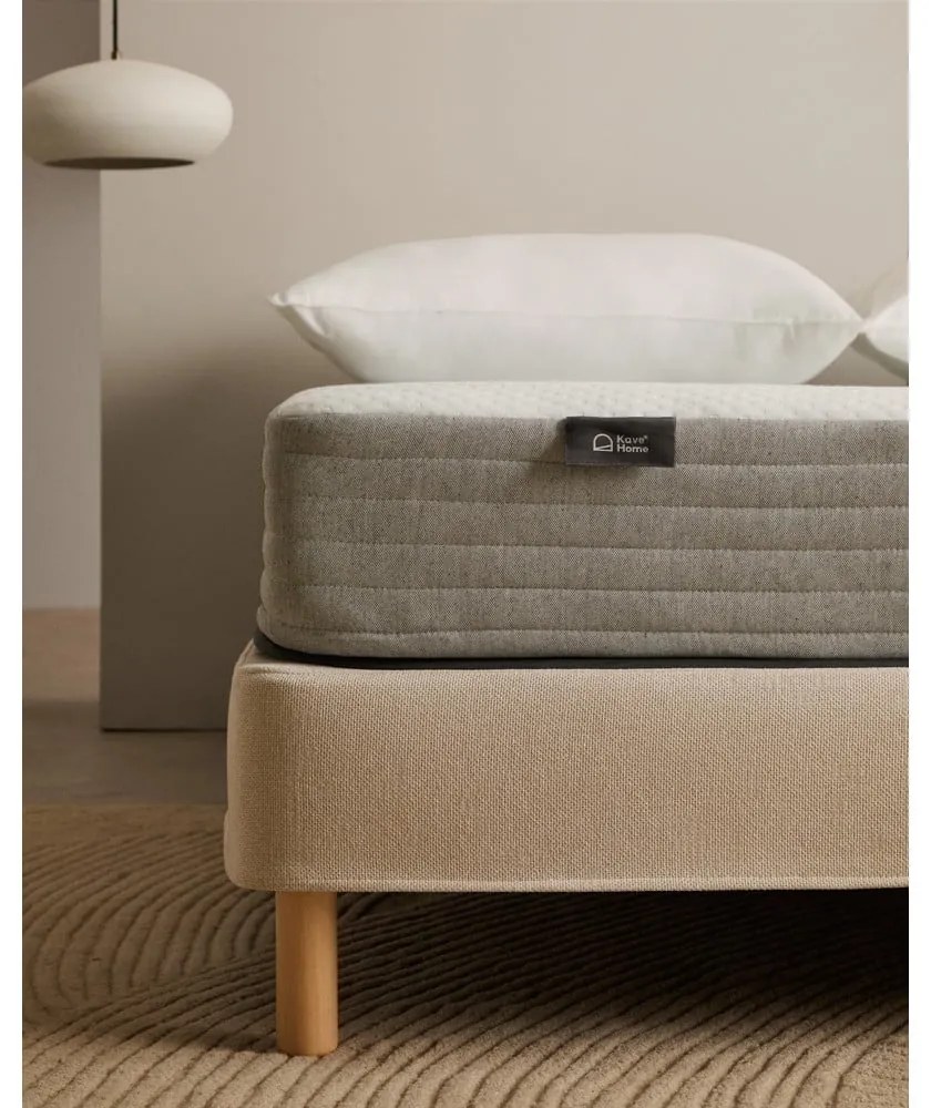 Közepes keménységű hőszabályozó hab matrac 135x190 cm Yoko – Kave Home