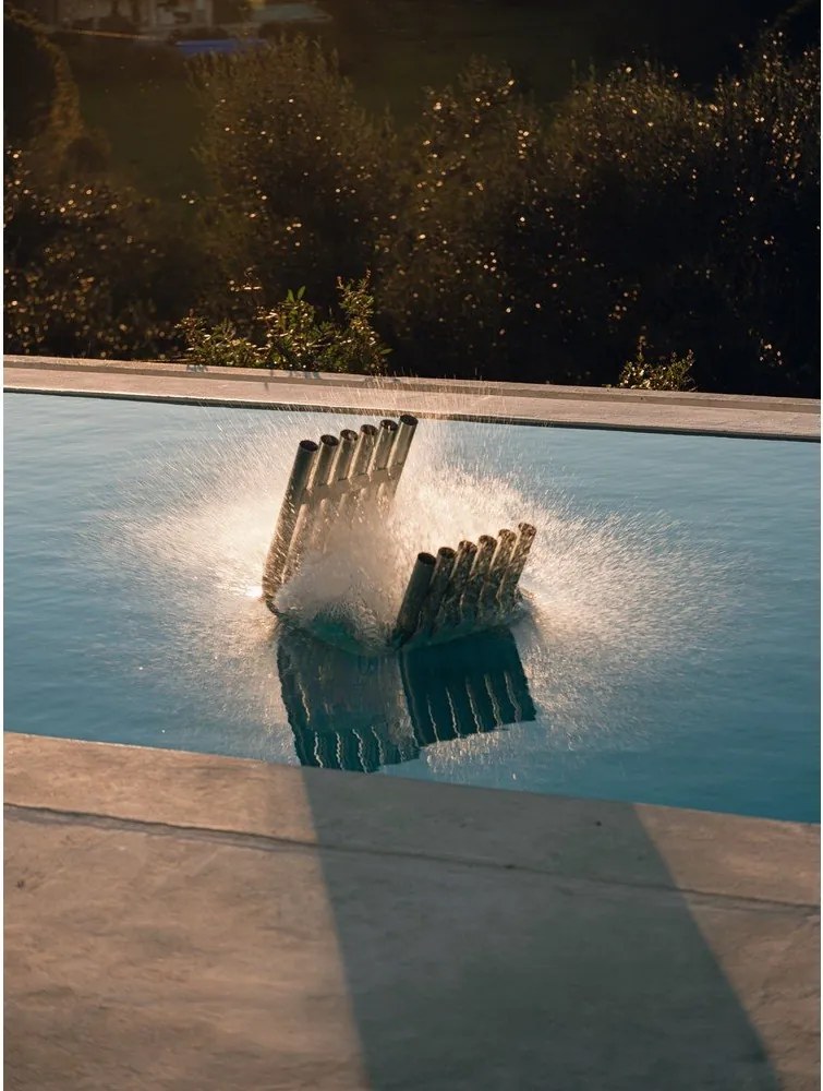 Ezüstszínű fém kerti szék Nokk – noo.ma