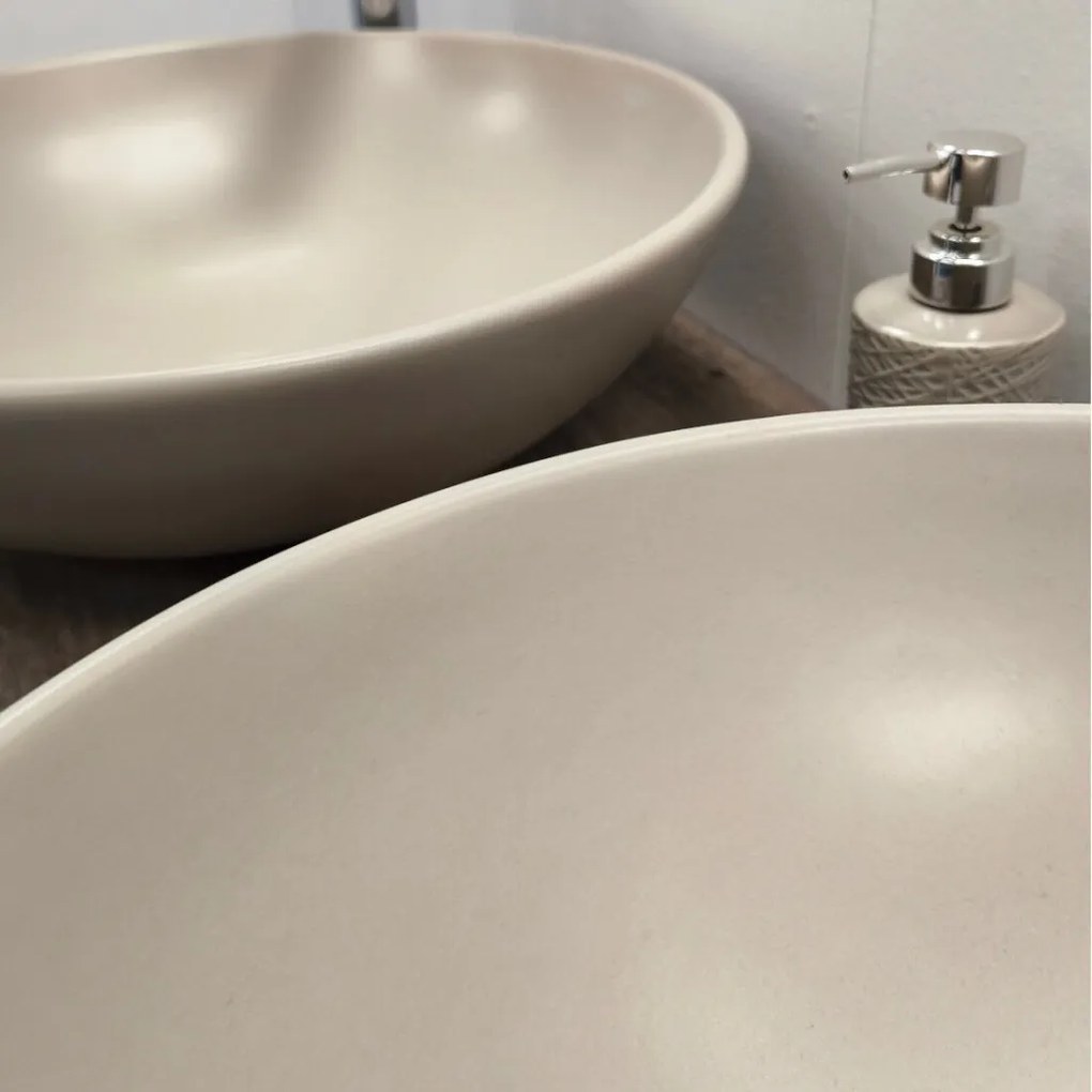 CeraStyle ZERO - PULTRA ültethető - Top Counter - porcelán mosdó - O - MATT BÉZS - Ø 46 cm