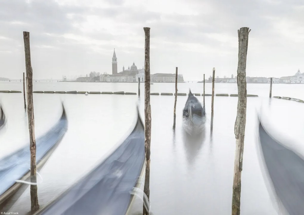 Poszter 29,7x21cm Gondolák a lagúnában, Assaf Frank