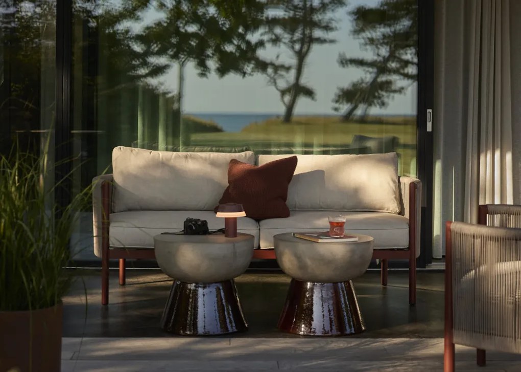 Leros kerti lerakóasztal