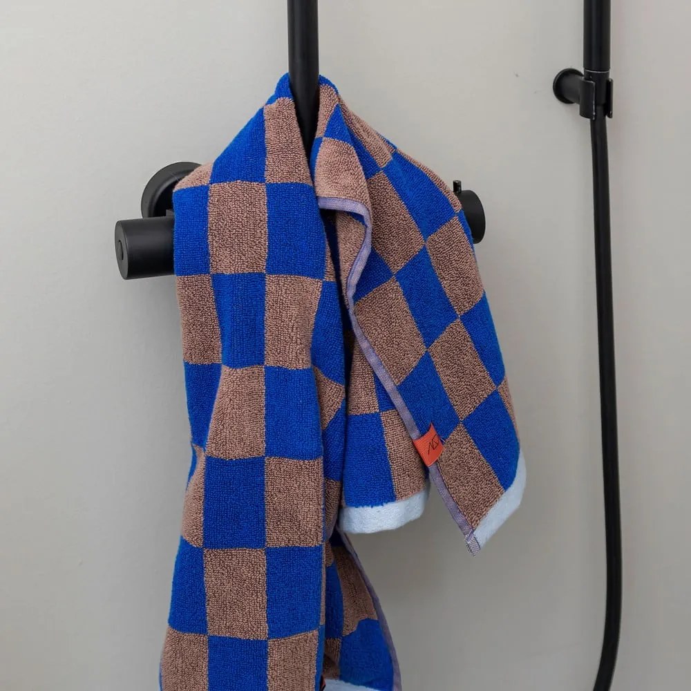 Kék-barna organikus pamut fürdőlepedő 70x133 cm Retro – Mette Ditmer Denmark