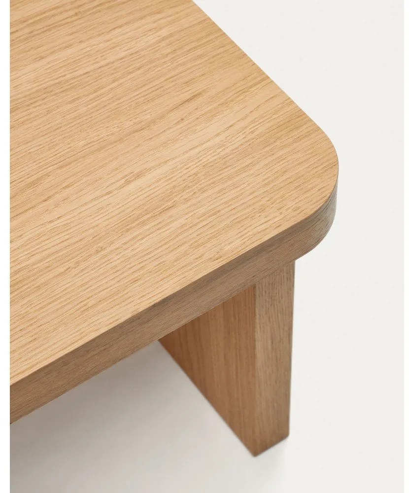 Natúr színű dohányzóasztal tölgyfa dekorral 89x62 cm Oaq – Kave Home