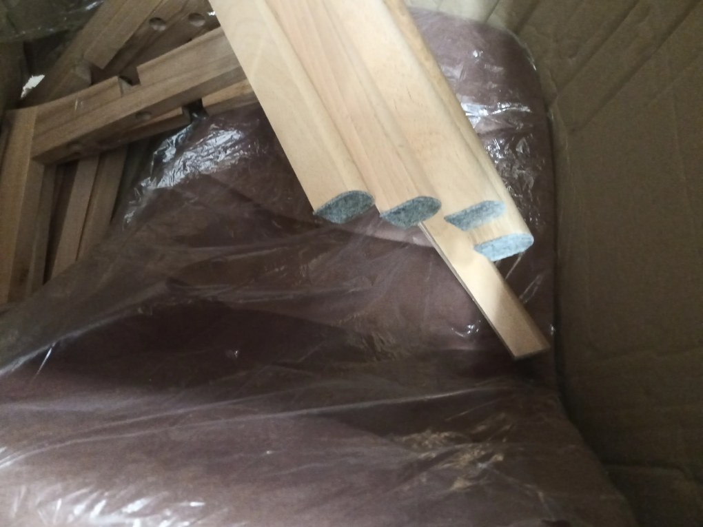 AKCIÓ Sötét rózsaszín bársony étkezőszék BORA II. osztály