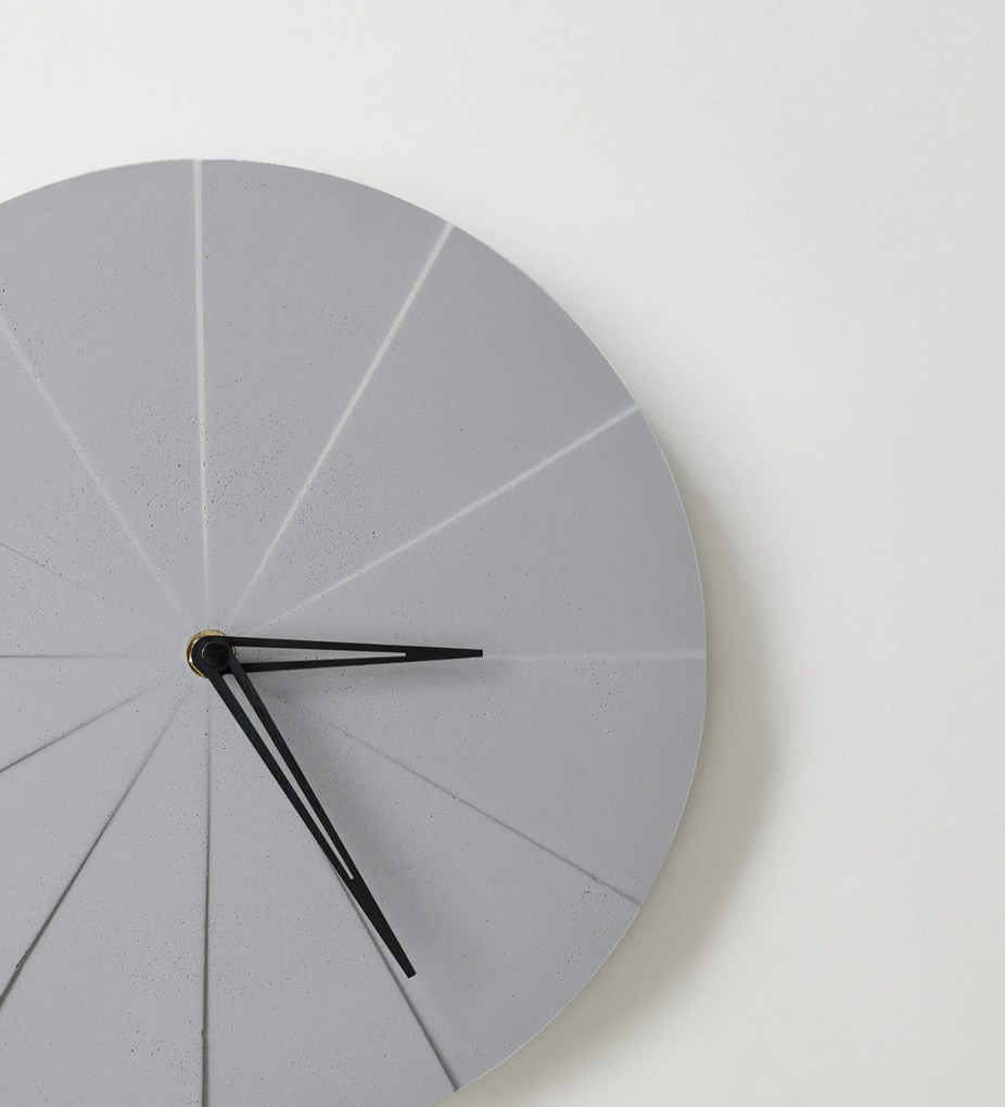 ODLITO Beton falióra Torta - szürke - 28,5 cm - fekete mutatók