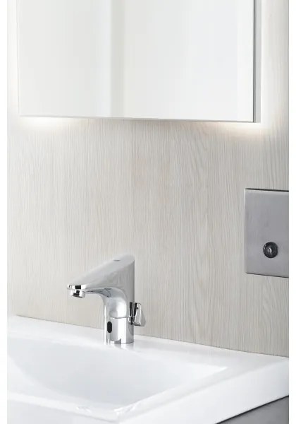 GROHE 36207001 - Elektronikus mosdócsaptelep EUROPLUS E DN 15 fényes króm
