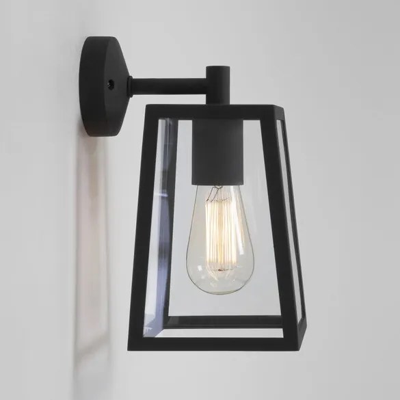ASTRO LIGHTING 1306001 CALVI Klasszikus Kültéri Fali Lámpa Fekete, Átlátszó E27 IP23