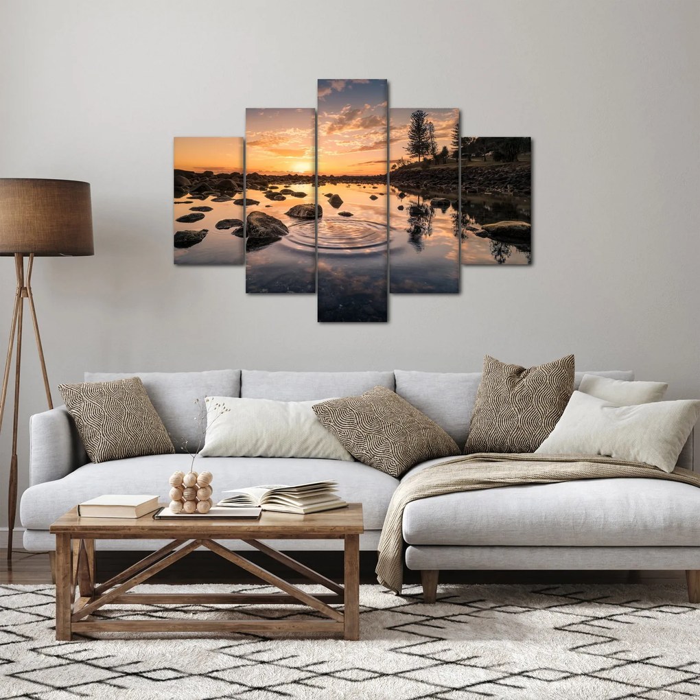 A vízfelület képe naplementekor (150x105 cm)
