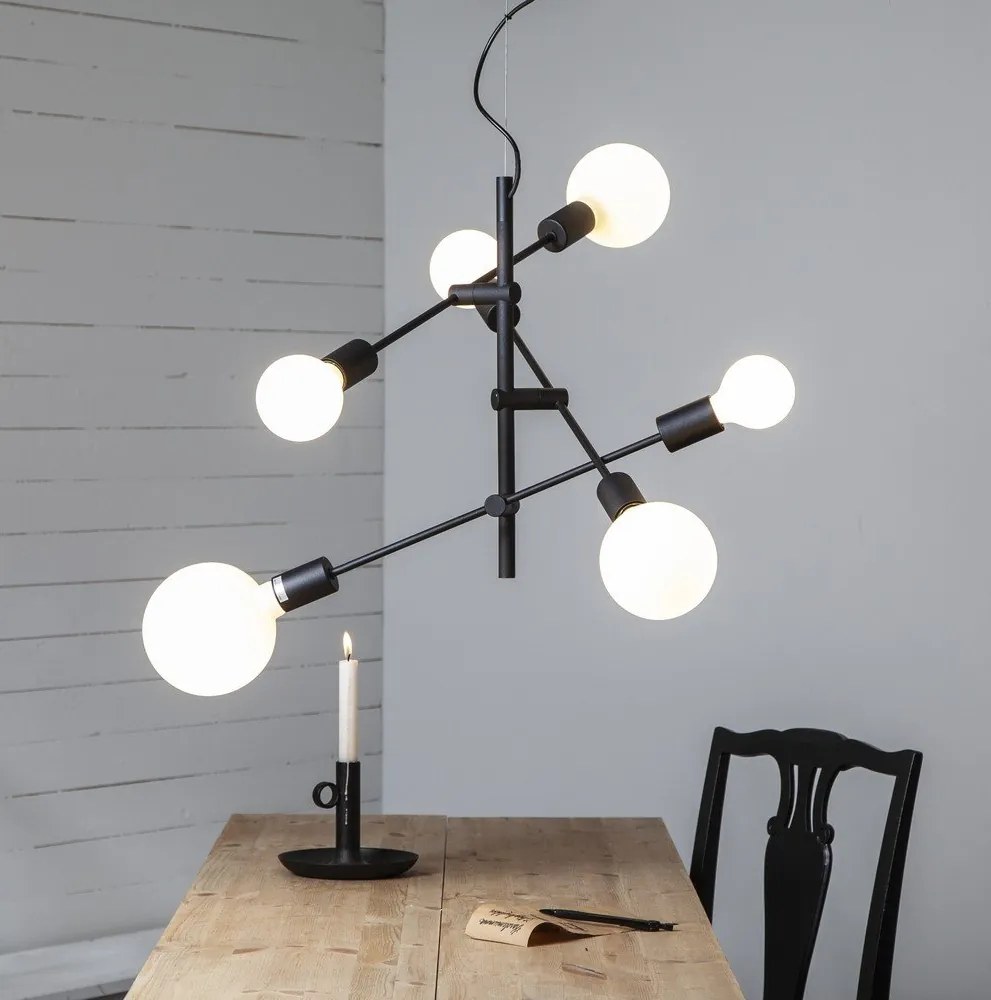 Meleg színű LED szabályozható izzó E27, 5 W – Star Trading