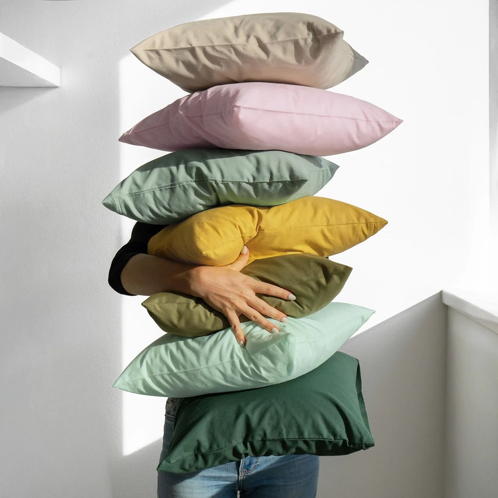 Goldea pamut párnahuzat - világos menta 50 x 60 cm