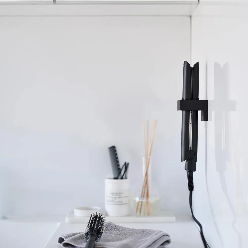 Fekete műanyag multifunkciós tartó Film Hook – YAMAZAKI