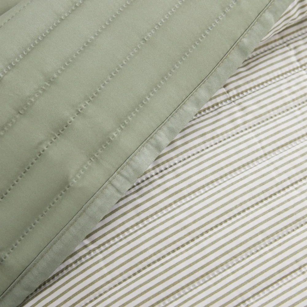 Zöld steppelt ágytakaró 220x230 cm Stripe – Catherine Lansfield