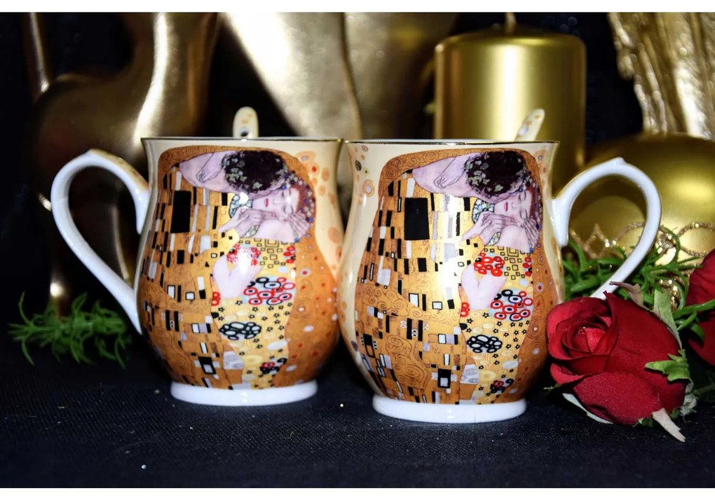 Klimt porcelán bögre kanállal 2 db szív díszdobozban A Csók