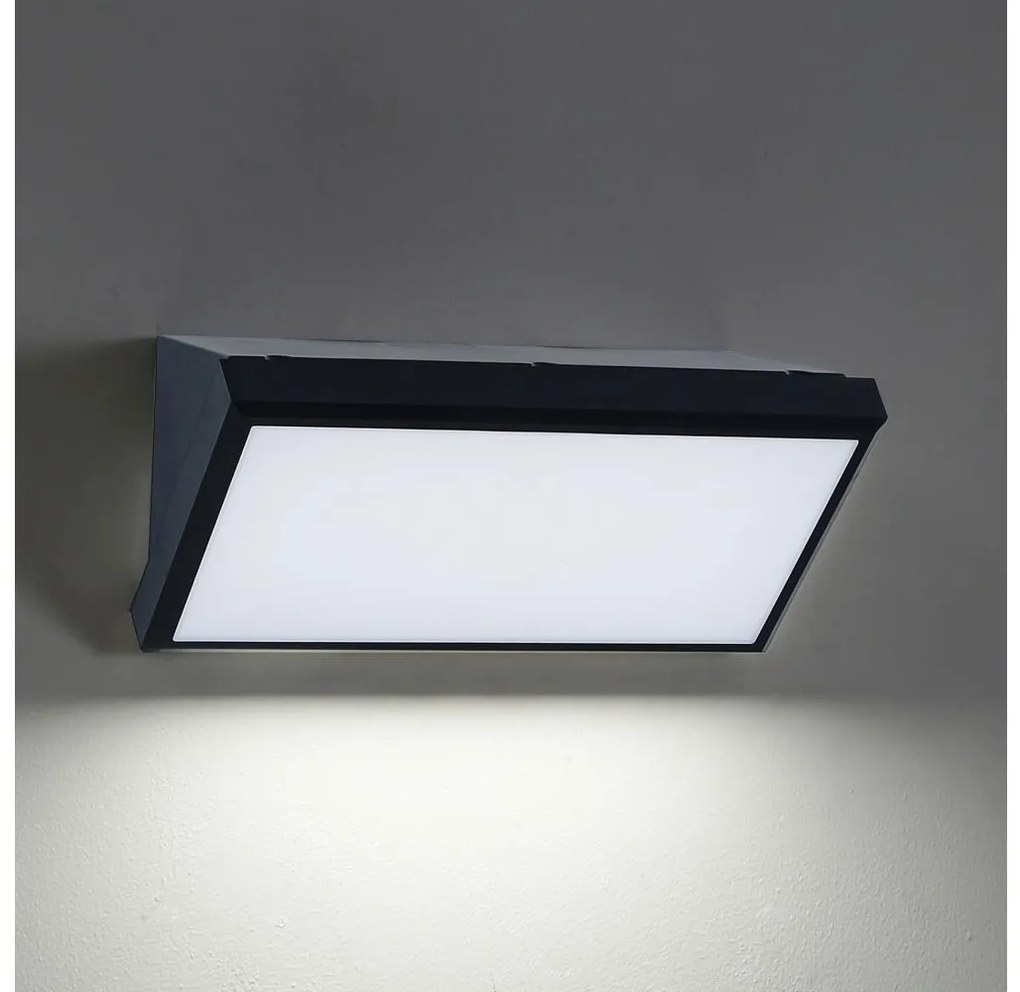 Brilagi - LED Kültéri fali lámpa TRIANGLE LED/20W/230V fekete IP65 BRI064