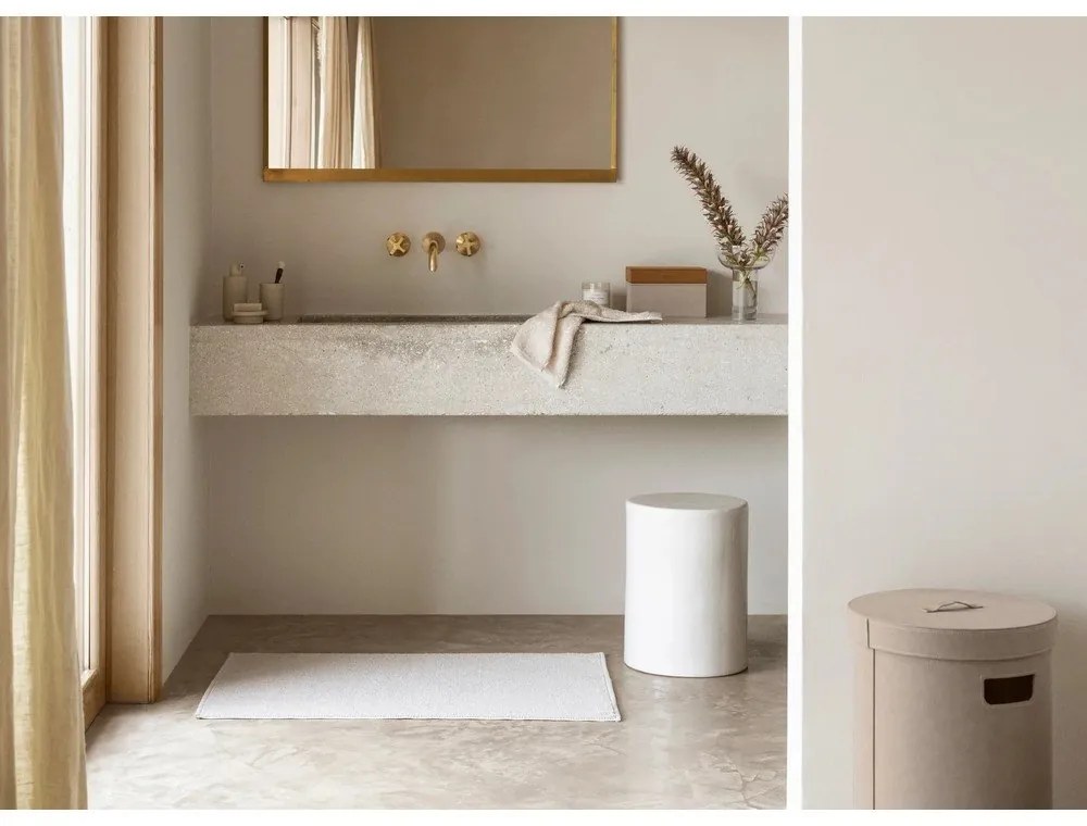 Krémszínű poligyanta fogkefetartó pohár Kua – Blomus