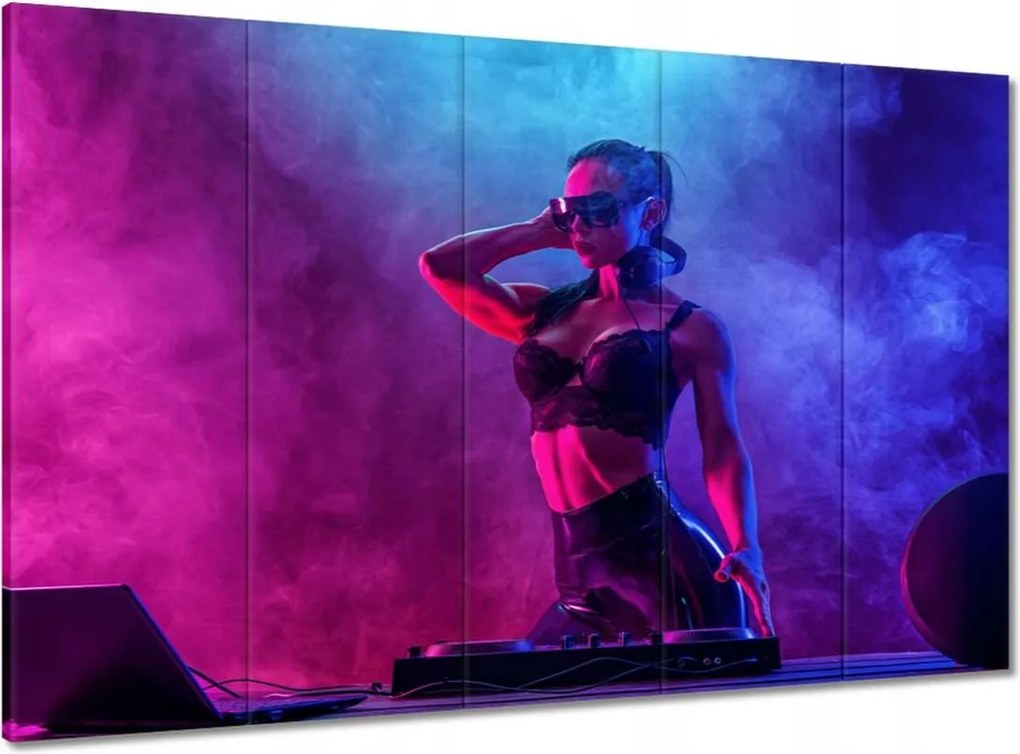 Képek 100x70 DJka Nő Dj Füst Pár