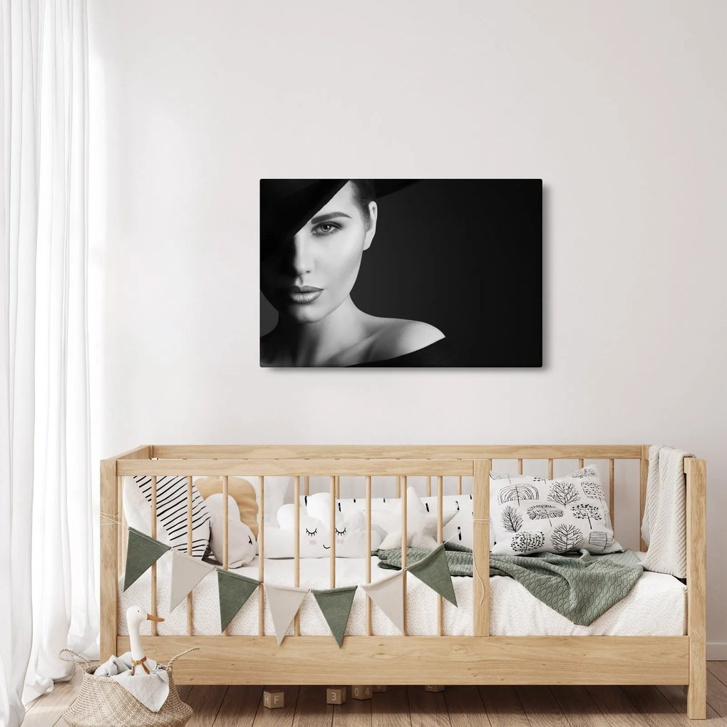 Kép - fekete-fehér portré egy kalapos nőről (90x60 cm)