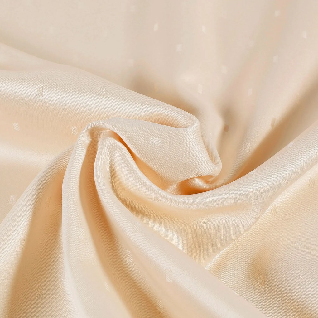 Goldea ünnepi teflonos asztali futó - pezsgő színű alapon fényes négyzetek 35x160 cm