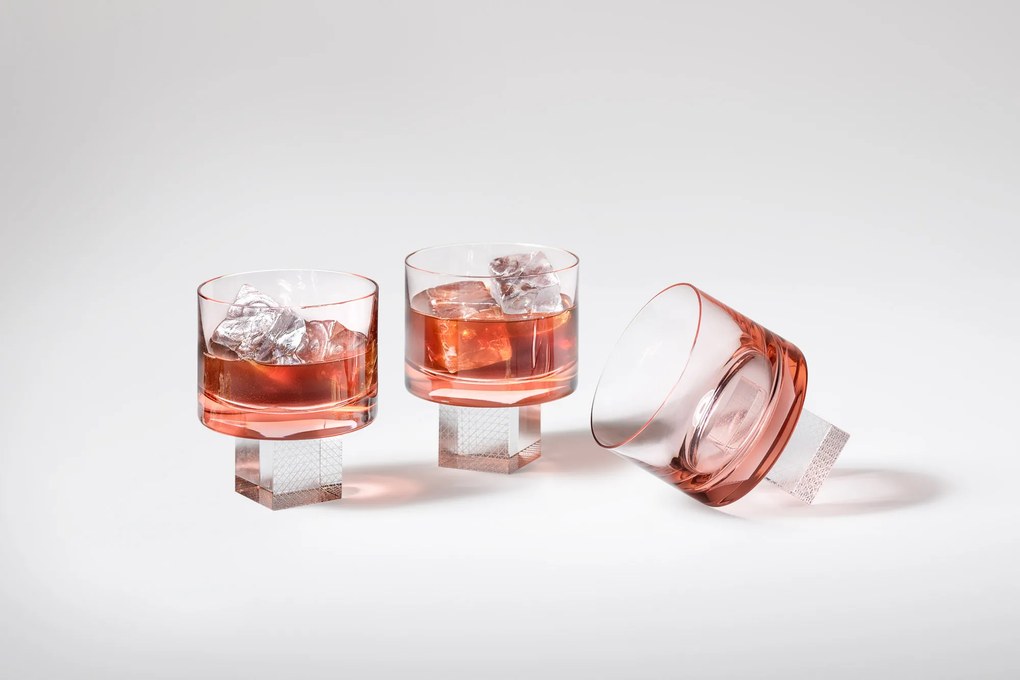 Wiskovka CUBE, rózsaszín - Lukáš Houdek