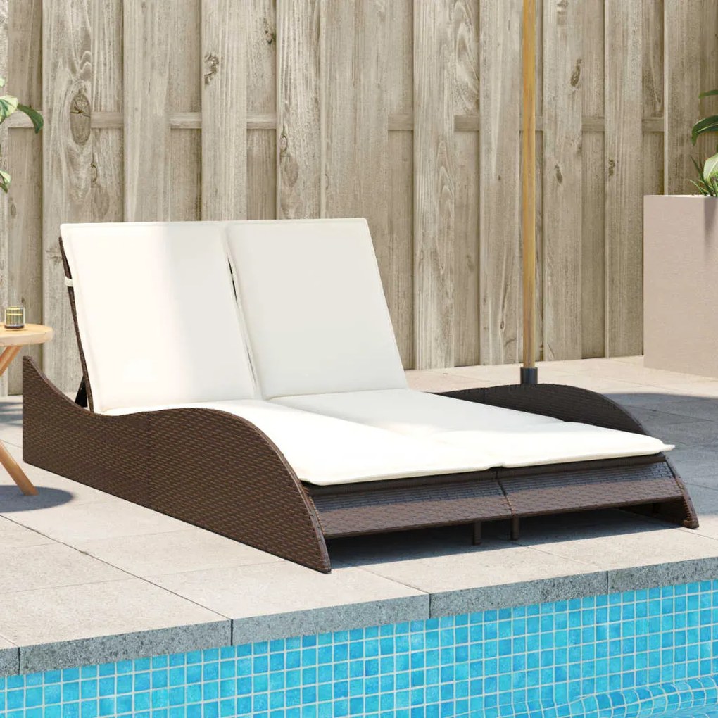 vidaXL barna polyrattan napozóágy párnákkal 114x205x73 cm