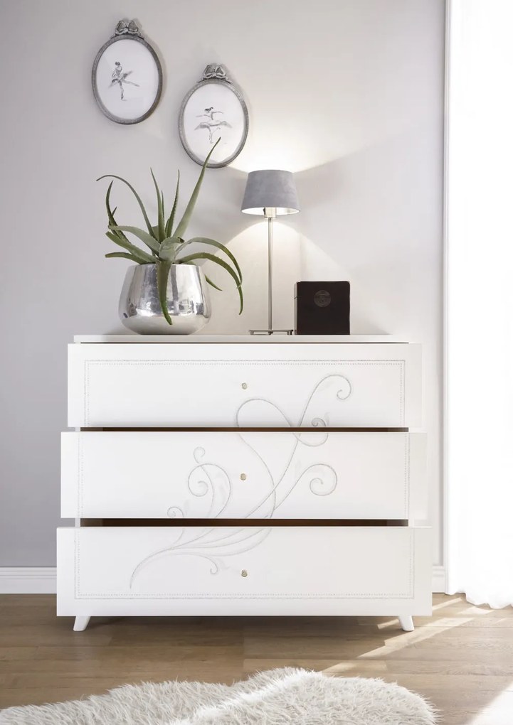 Nivea 3 fiókos matt fehér komód 104 cm