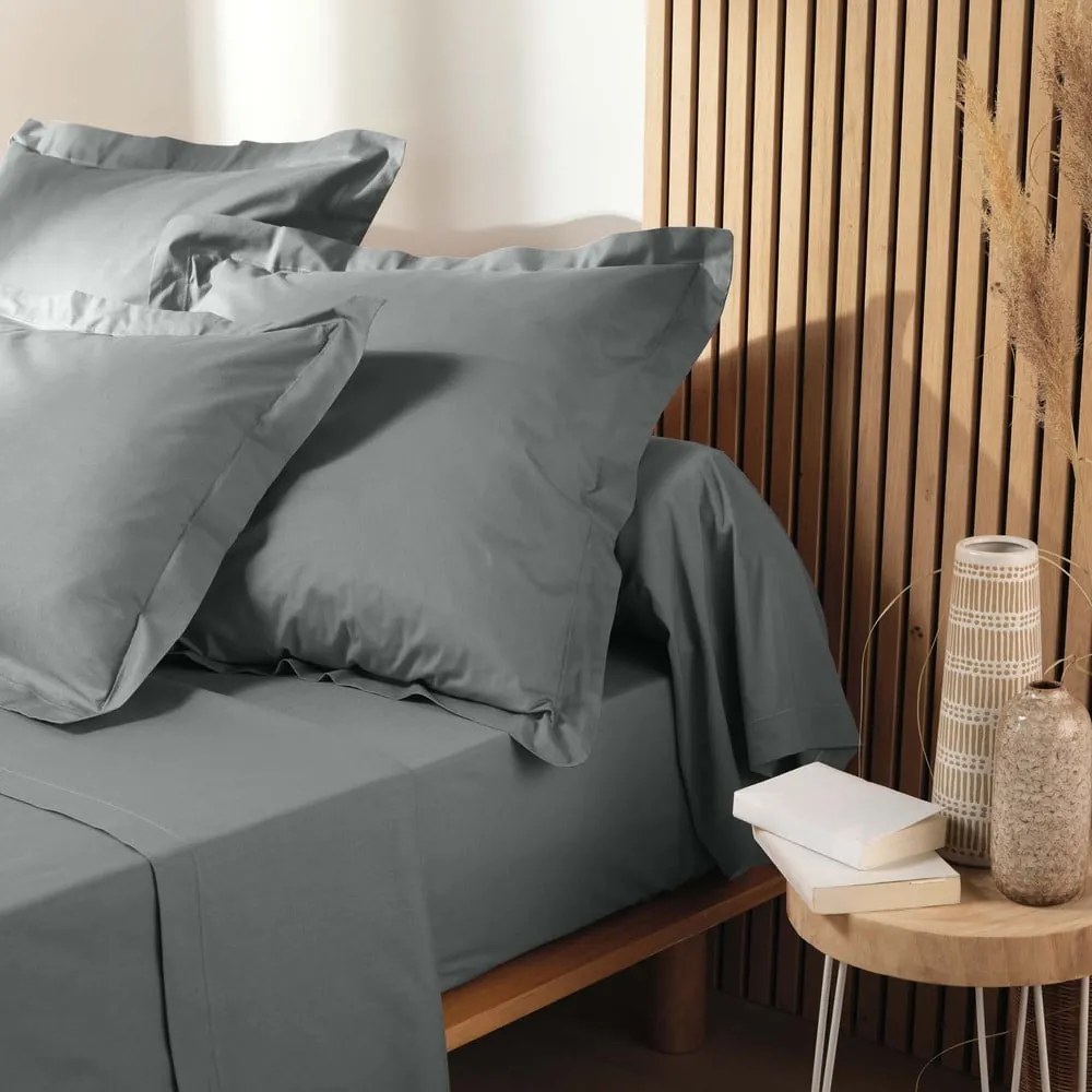 Szürke gumis bio pamut lepedő 180x200 cm Biolina – douceur d'intérieur