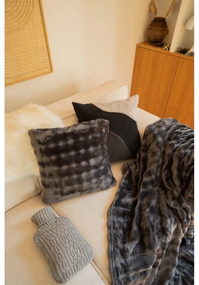 Szürke mikroplüss takaró 150x200 cm Wave – Tiseco Home Studio