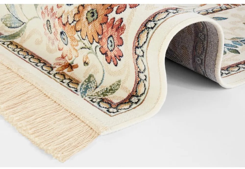 Krémszínű viszkóz szőnyeg 135x195 cm Oriental Flowers – Nouristan