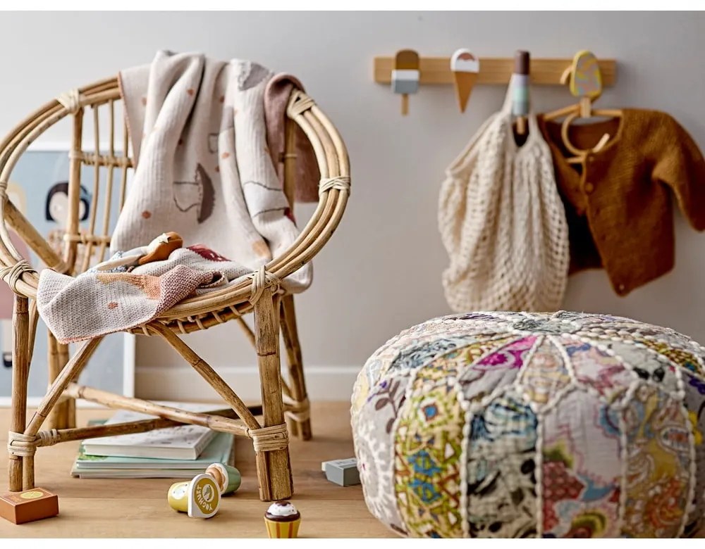Gyerek rattan vállfa Aranya – Bloomingville Mini