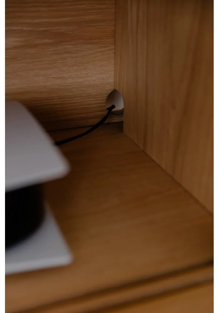 Natúr színű tölgyfa tálalószekrény tolóajtóval 135x73,5x48 cm Italic – UMAGE