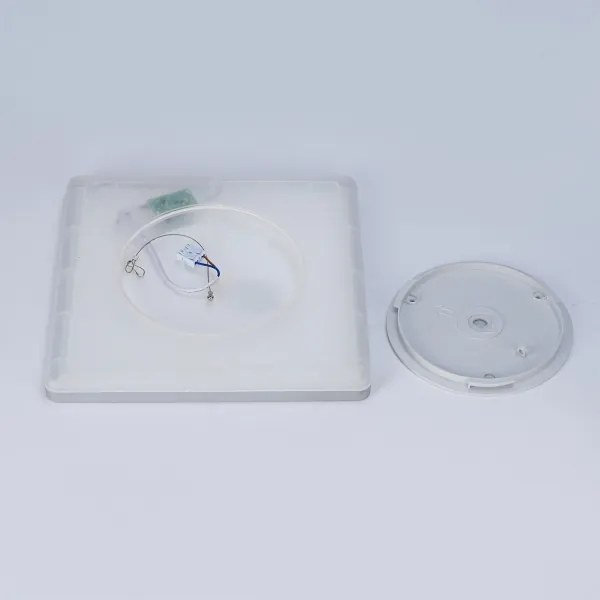 Brilagi - ULTRA SLIM fürdőszobai mennyezeti LED lámpa/18W/230V 30x30 cm ezüst IP54