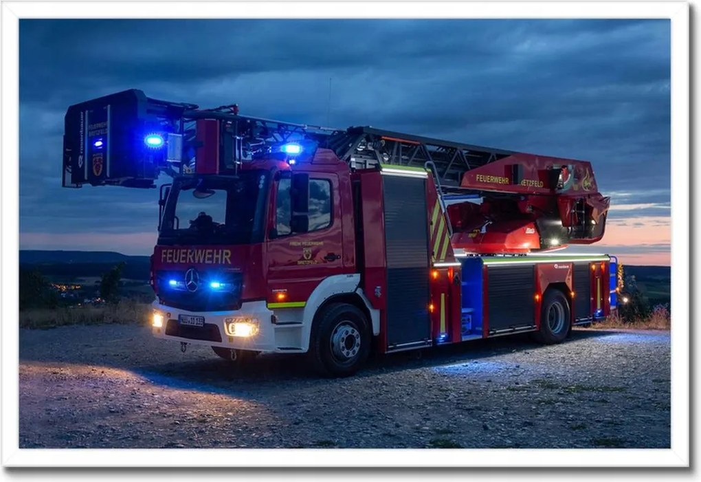 Poszterek keretben 60x40 Tűzoltóautó a jelzésen