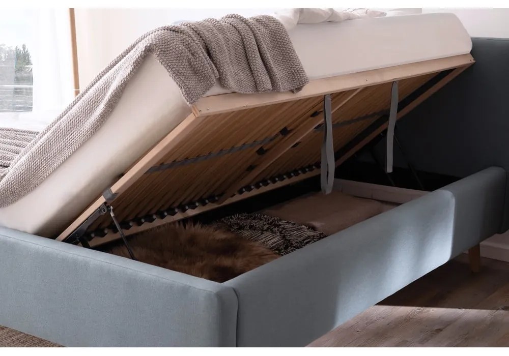 Szürkéskék kárpitozott ágyneműtartós franciaágy ágyráccsal 180x200 cm Mattis – Meise Möbel