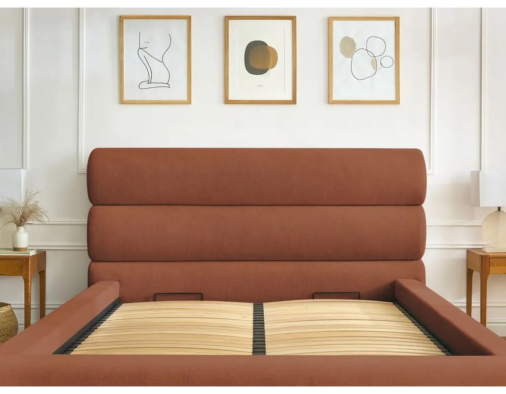 Narancssárga kárpitozott franciaágy tárolóhellyel, ágyráccsal 180x200 cm Jagna – Bobochic Paris
