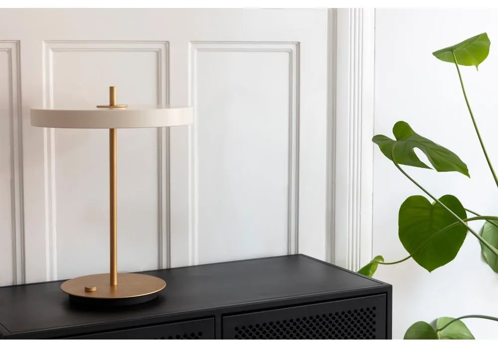 Fehér LED szabályozható asztali lámpa fém búrával (magasság 41,5 cm) Asteria Table – UMAGE