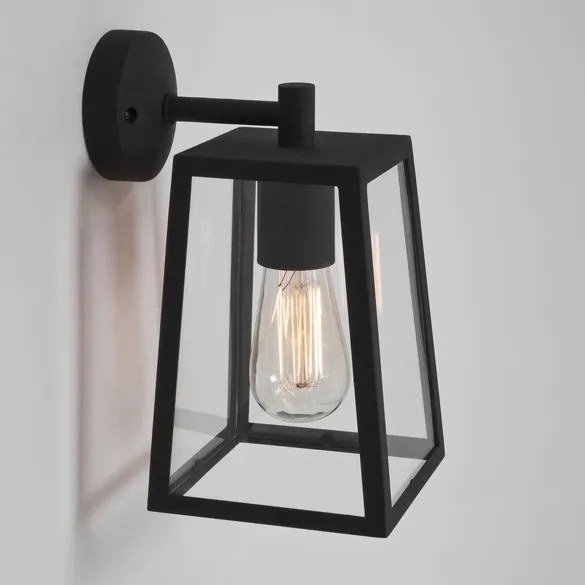 ASTRO LIGHTING 1306001 CALVI Klasszikus Kültéri Fali Lámpa Fekete, Átlátszó E27 IP23