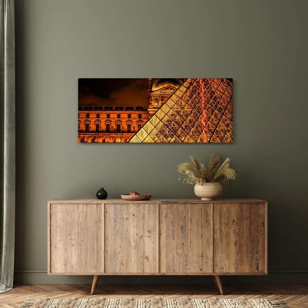 A párizsi Louvre képe (120x50 cm)