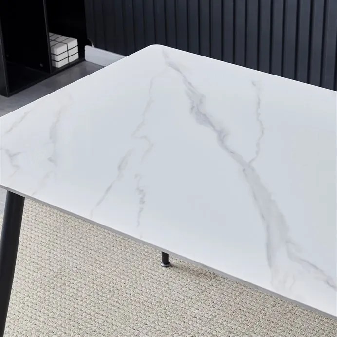 4 Személyes Étkezőgarnitúra, Asztal 4 székkel. Asztalméret: 130x80 cm. Márványhatású kerámia asztallap