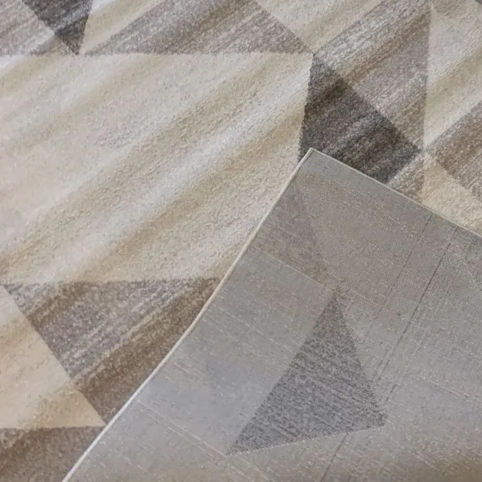 Milano Proma háromszög mintás szőnyeg (Beige) 80x150