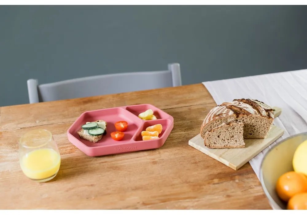 Piros szilikon gyerek tányér 16x25 cm – Kindsgut