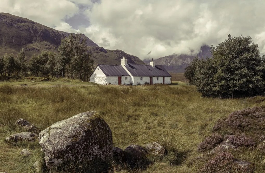 Poszter 91,5x60cm Glen Coe kunyhó, Assaf Frank