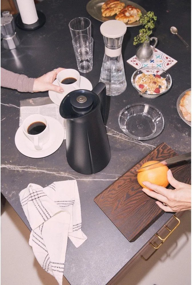 Fekete termosz 1 l Grand Cru – Rosendahl