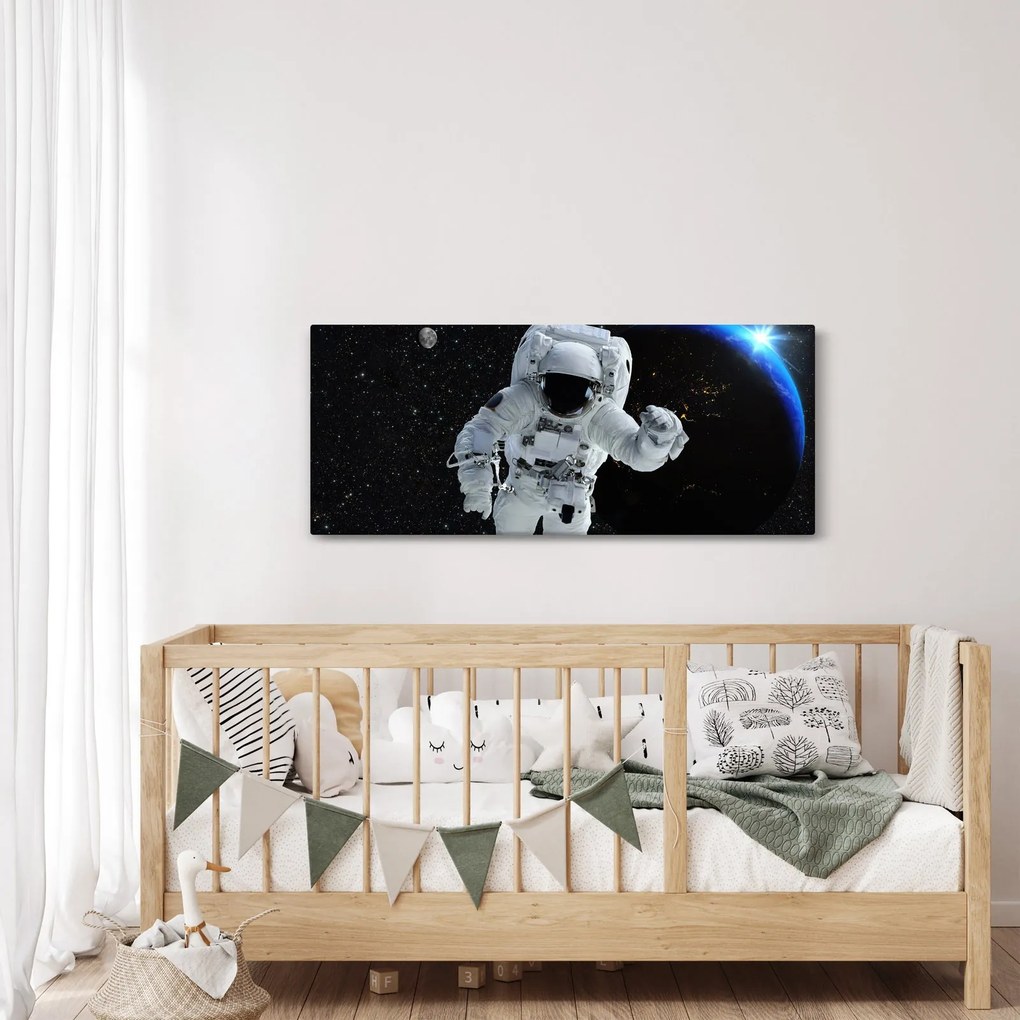 Kép - űrhajós az űrben (120x50 cm)