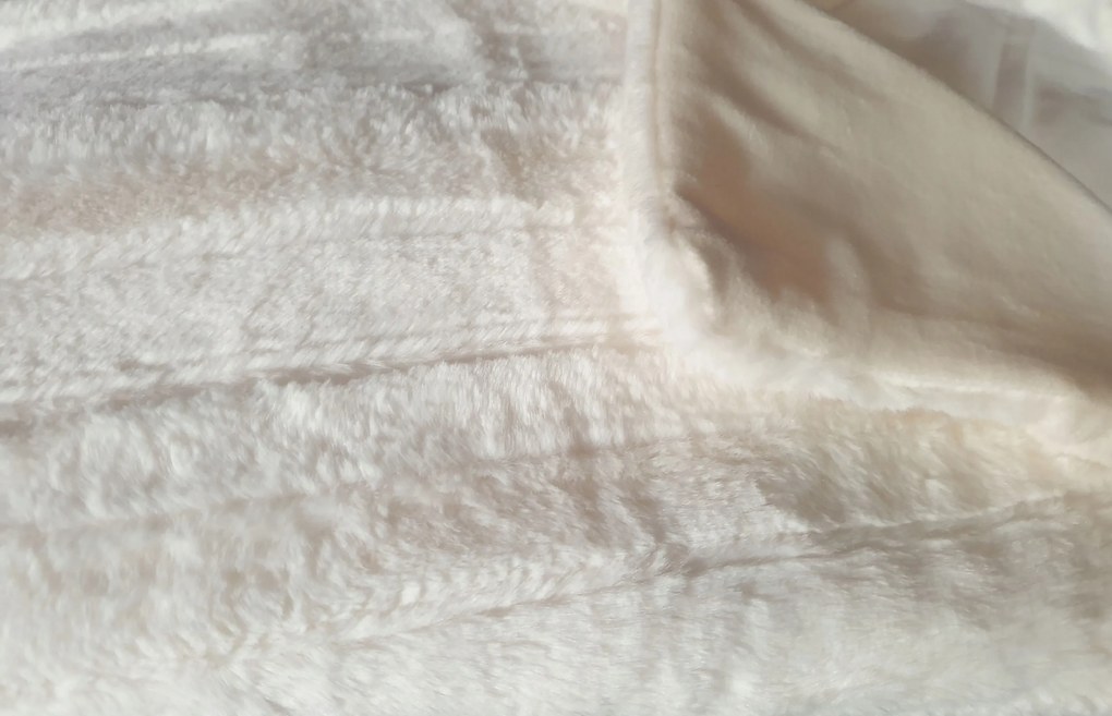 Luxus Ekrü Takaró Kellemes Tapintású, Mint A Szőrme Plüss Alj Ágytakaró