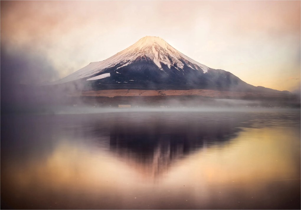 Fotótapéta flizelina Hegy a ködben a tóparton A természet nyugalma 208x146 +ragasztó