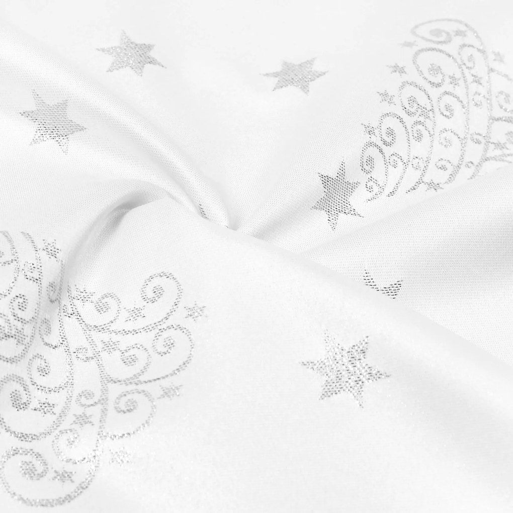 Goldea karácsonyi teflonos asztali futó - ezüstszínű karácsonyfák és csillagok 50x140 cm