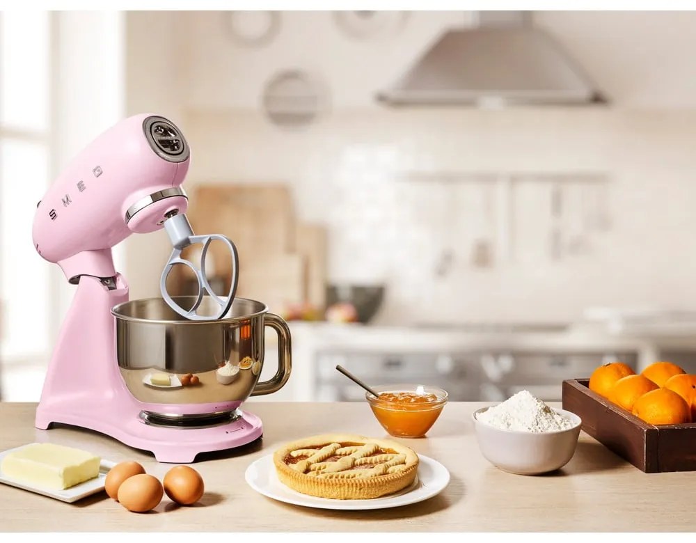 Rózsaszín konyhai robotgép Retro Style – SMEG