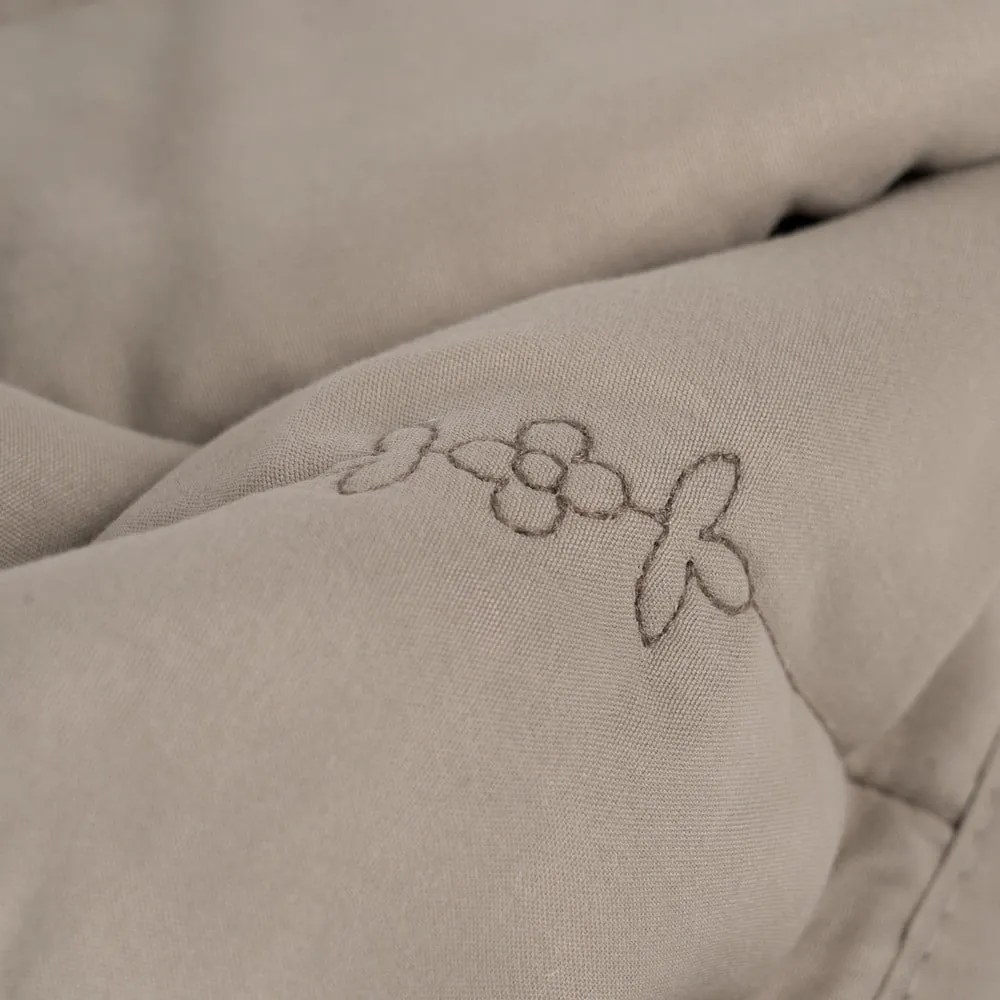 Szürkésbarna steppelt ágytakaró 180x260 cm – Ixia